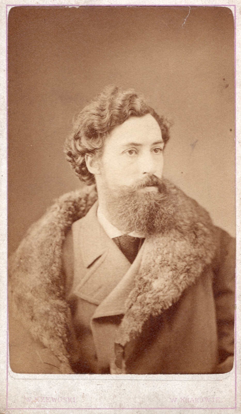 portret brodatego mężczyzny w kożuchu (wizytówka, ok. 1867–1877)