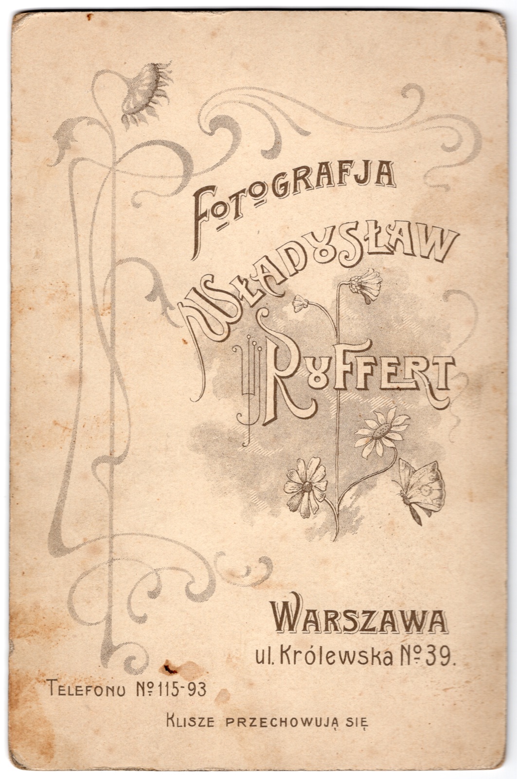 Odwrocie karty: portret rodzinny (fotografia gabinetowa, ok. 1905–1915)