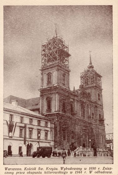 Wieże Świętego Krzyża w rusztowaniach