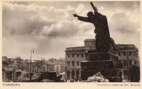 Obalona figura Chrystusa spod Św. Krzyża