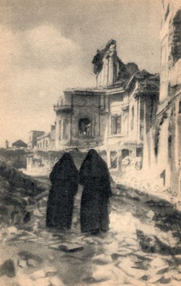 Zakonnice wśród ruin Sakramentek